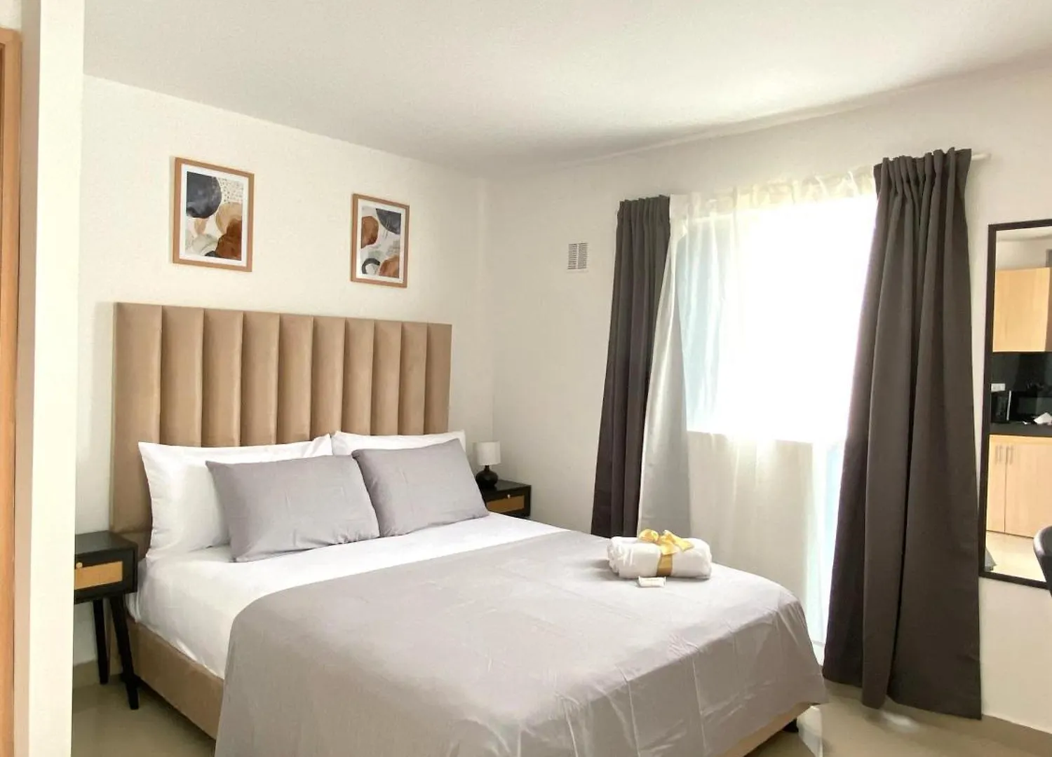 Central Living - Apartaestudio Confortable 卡利